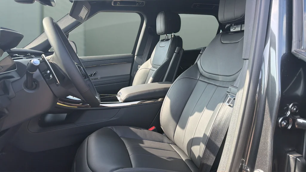 New 2026 Gray Land Rover SE image 18