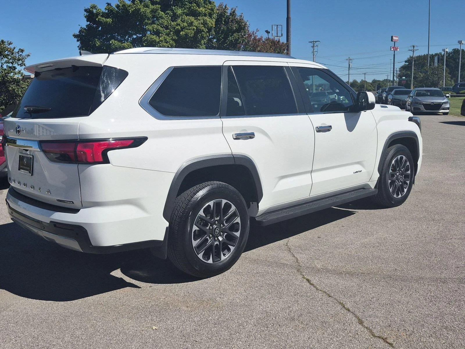 Used 2025 Ice Cap Toyota Limited image 5