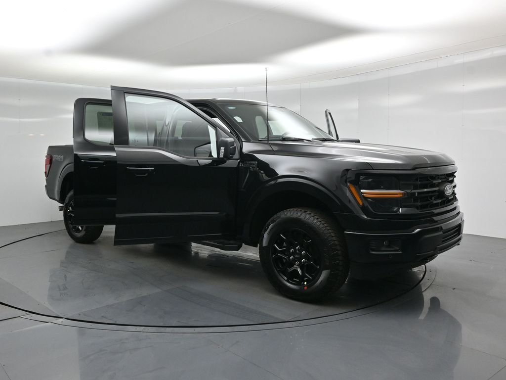 New 2026 Agate Black Metallic Ford XLT image 30