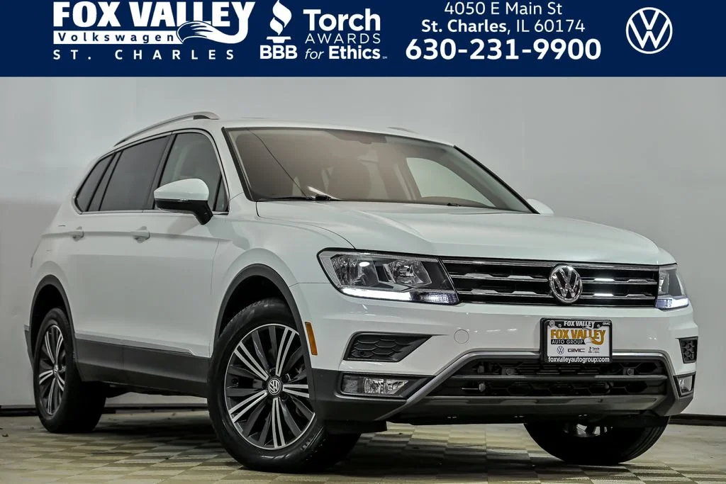 Used 2019  Volkswagen 2.0T SEL image 1