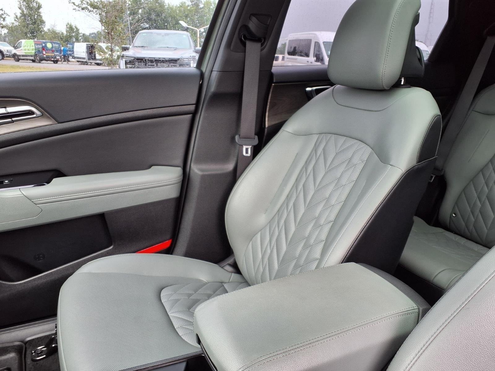 Used 2024 Jungle Green/Ebony Black Roof Kia X-Pro Prestige image 22