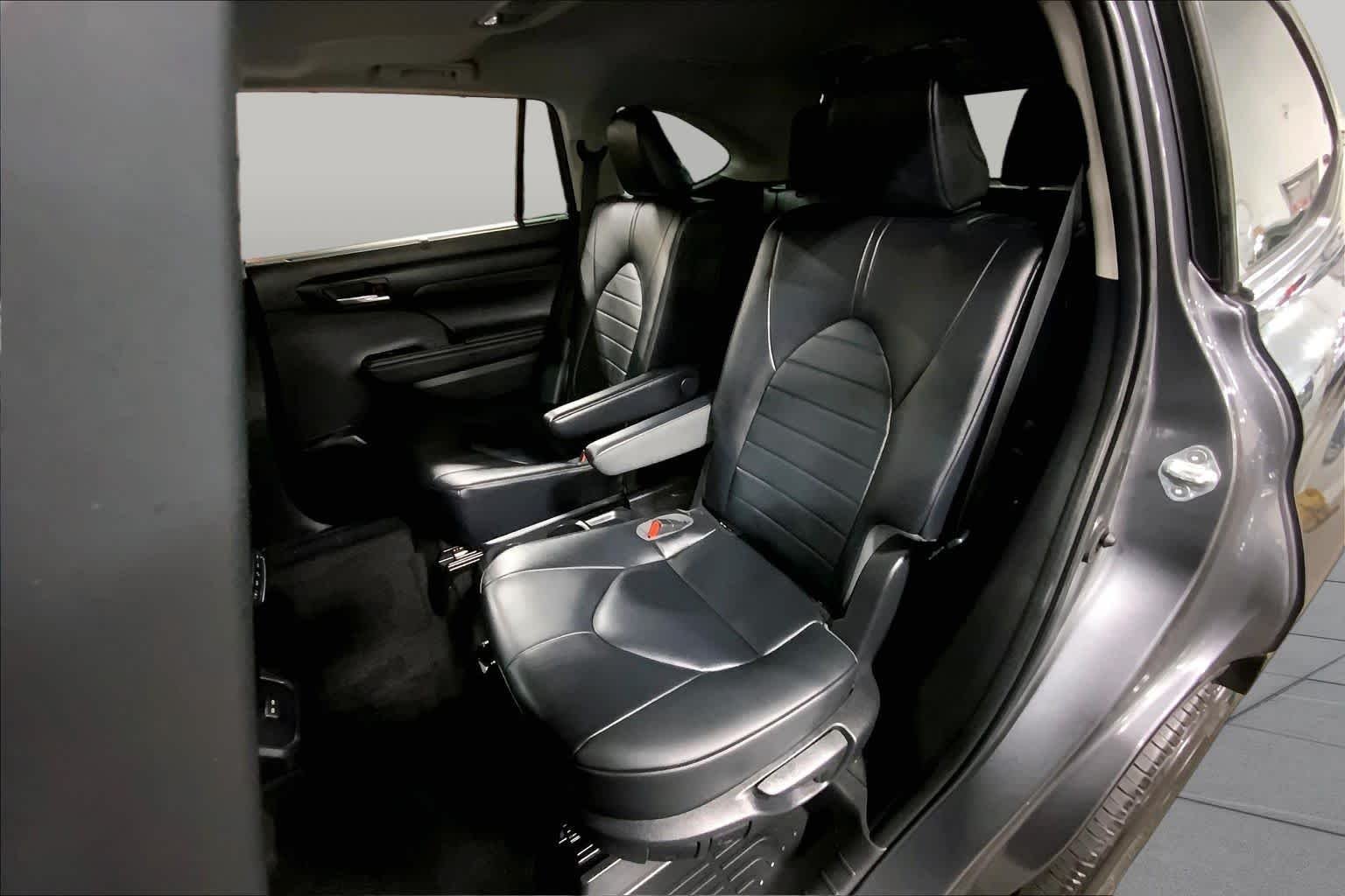 Used 2023 Magnetic Gray Metallic Toyota XLE image 21