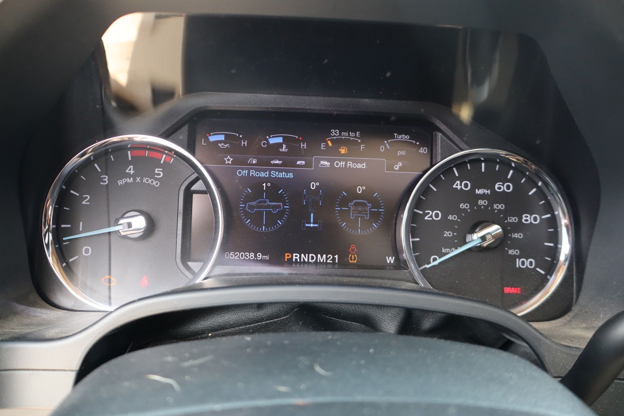 Used 2019 White Platinum Clearcoat Metallic Ford Lariat image 19