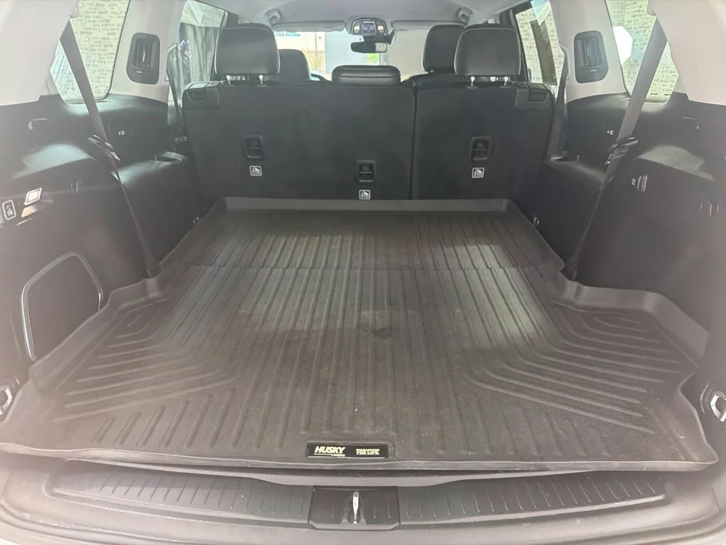 Used 2021 Bright White Clearcoat Jeep Limited image 9