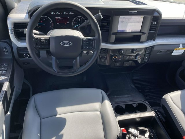 New 2026 Oxford White Ford XL image 30