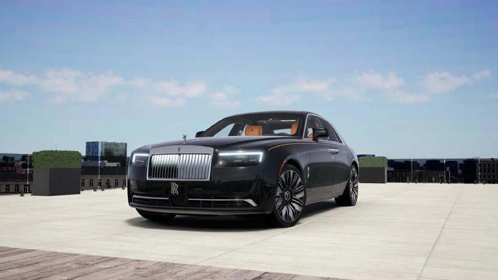 New 2027 Black Rolls-Royce  image 1