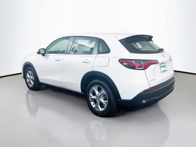 Certified Used 2024 Platinum White Pearl Honda LX image 7