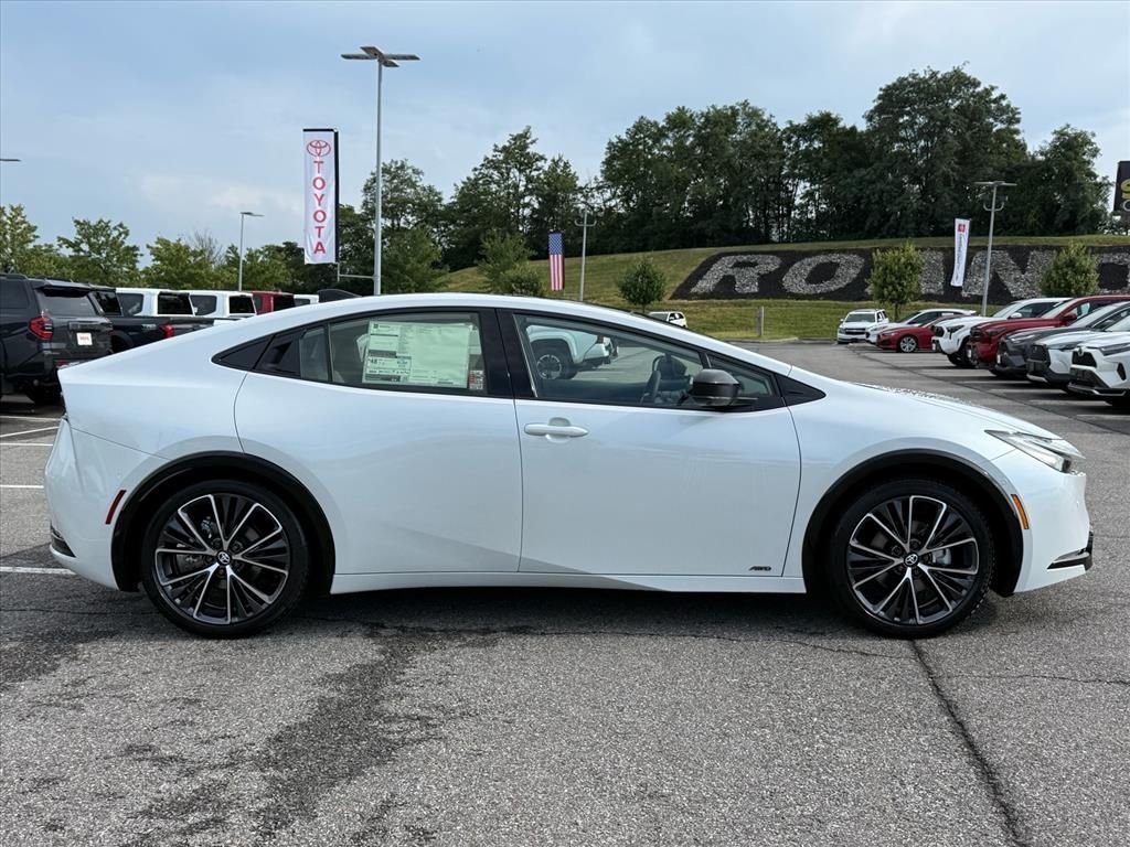 New 2027  Toyota Limited AWD image 3