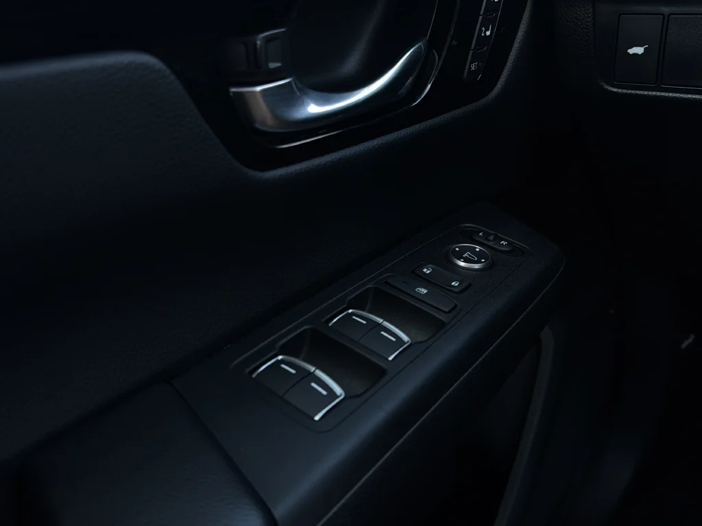 Used 2026 Black Honda EX-L image 11
