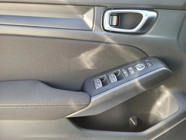 2026 Honda Civic Hatchback Sport - Photo 18