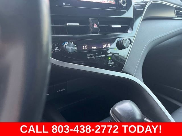 Used 2022 White Toyota SE image 24