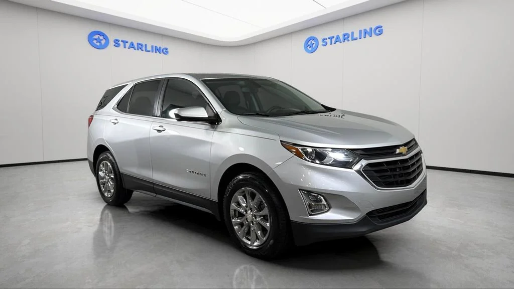 Used 2018 SILVER ICE METALLIC Chevrolet LT image 14