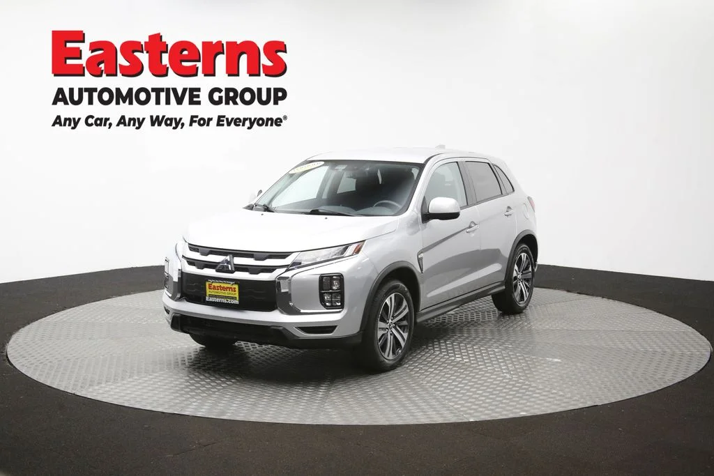 Used 2025 Silver Mitsubishi 2.0 SE image 90