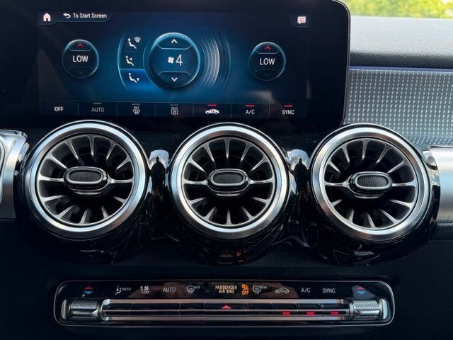 Used 2023 Black Mercedes-Benz GLB 250 image 20