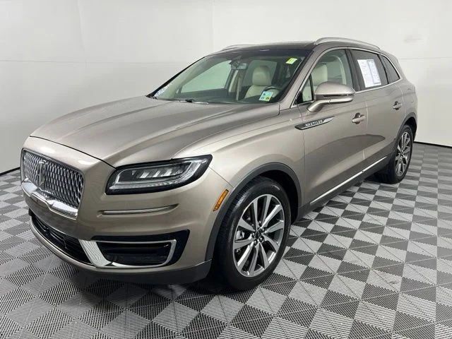 Used 2019 Brown Lincoln Select image 3