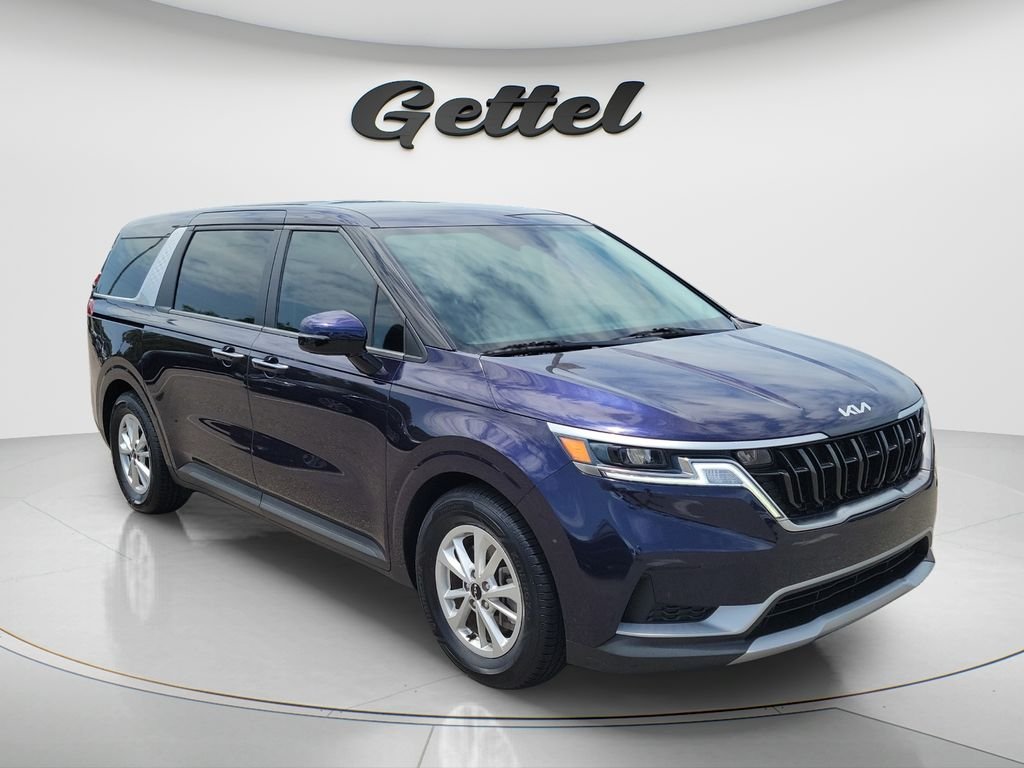 Certified Used 2024 Blue Kia LX image 3