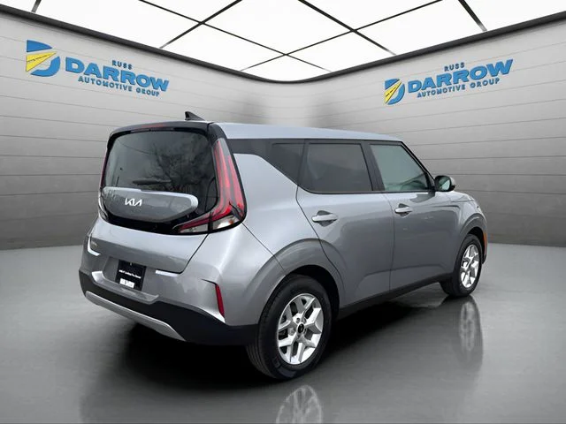 Used 2025 Silver Kia LX image 5