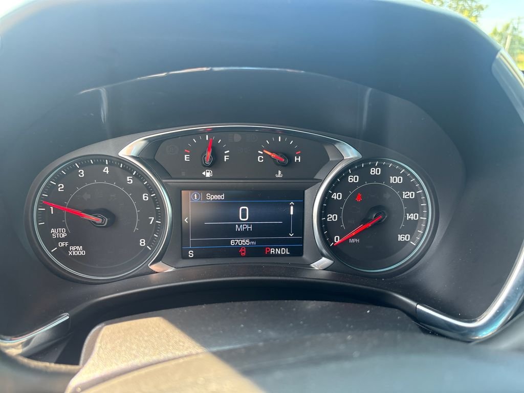 Used 2024 White Chevrolet LT image 18