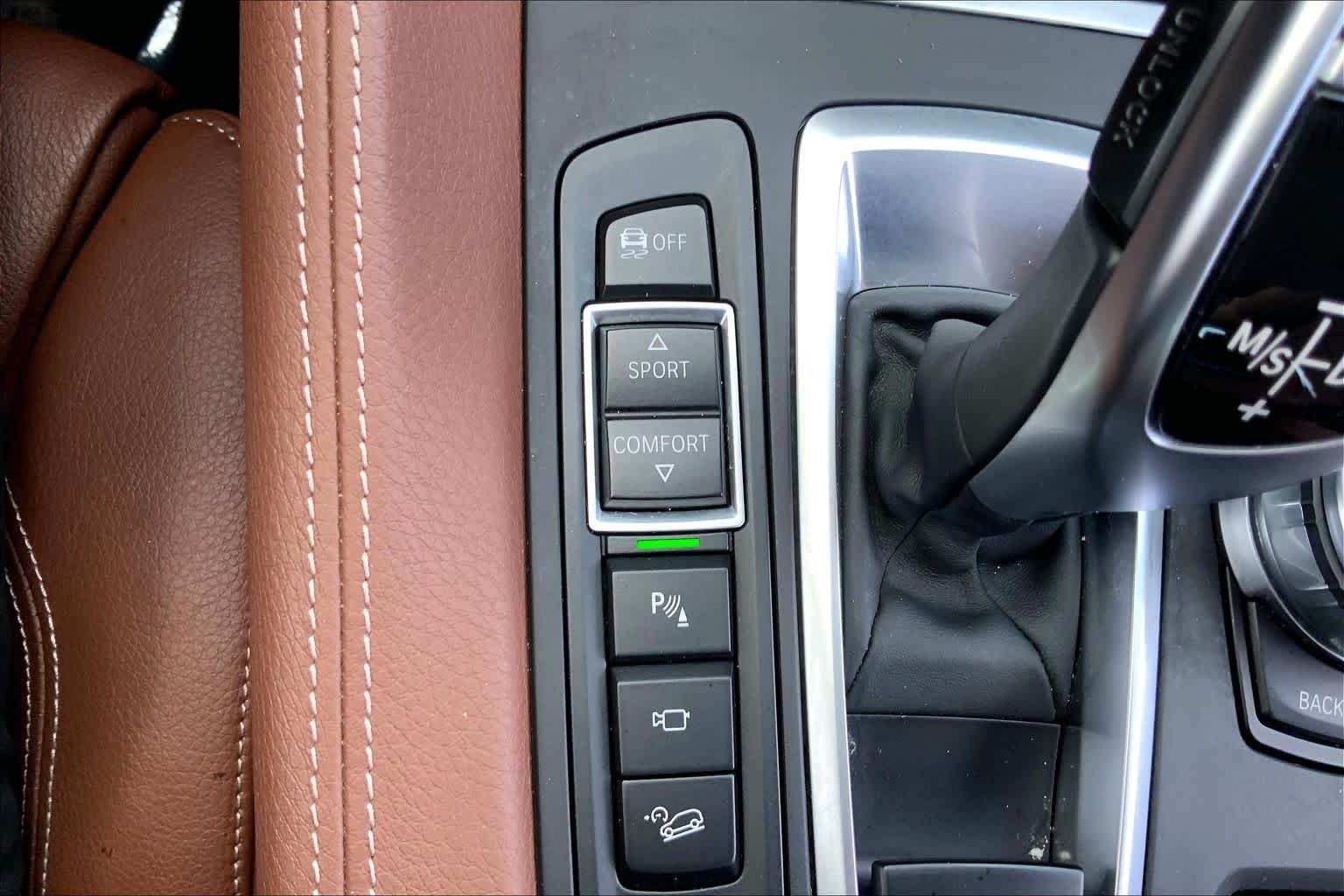 Used 2019 Space Gray Metallic BMW xDrive35i image 35