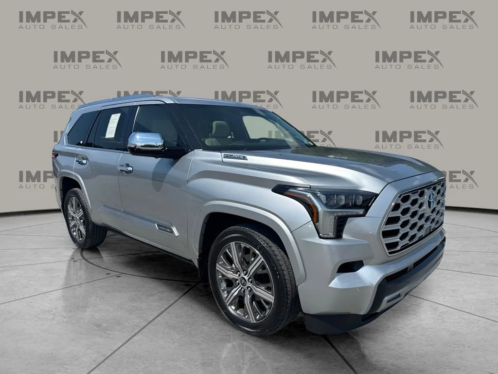 Used 2023 Silver Toyota Capstone image 4