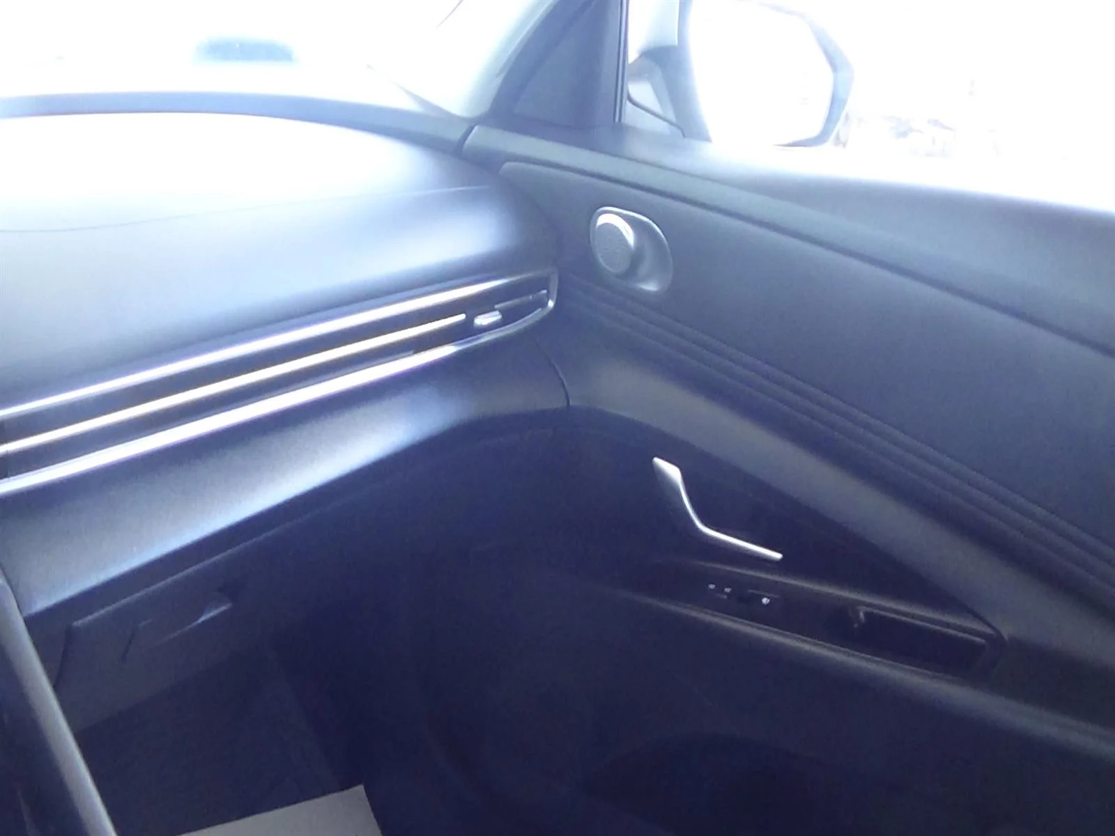 Used 2025 Ecotronic Gray Pearl (pe2) Hyundai SEL Convenience image 23