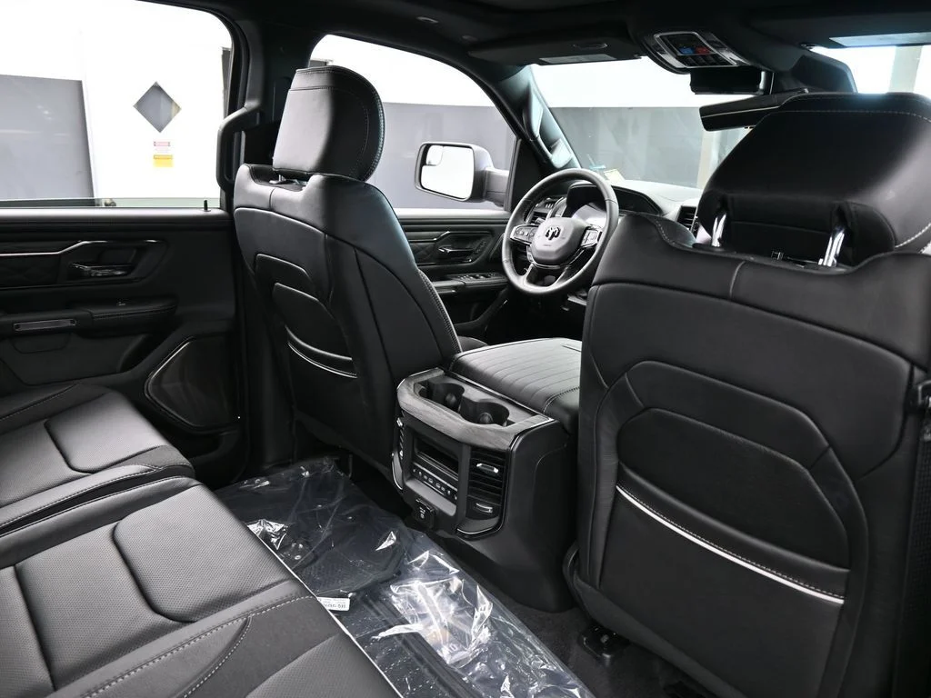 New 2026 Diamond Black Crystal Pearlcoat RAM Limited image 45