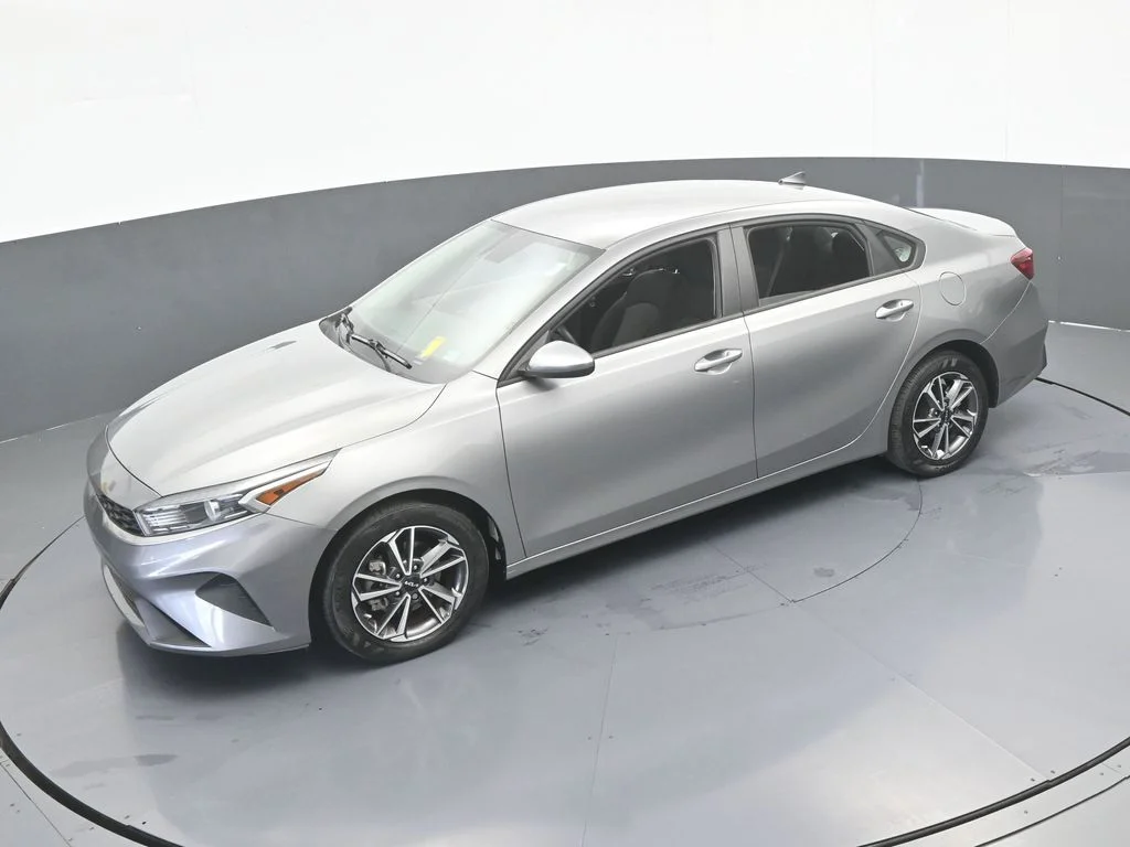 Used 2022 Steel Gray Kia LXS image 39