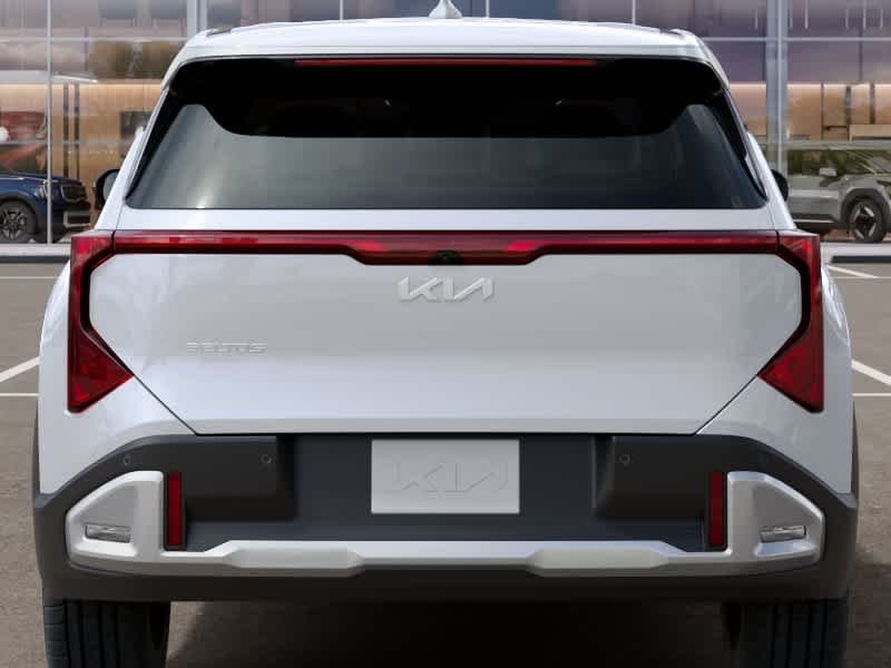 New 2027 SWP/SNOW WHITE Kia LX image 13