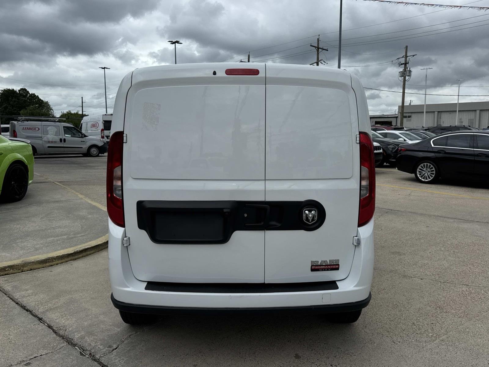 Used 2022 Bright White Ram Tradesman image 6