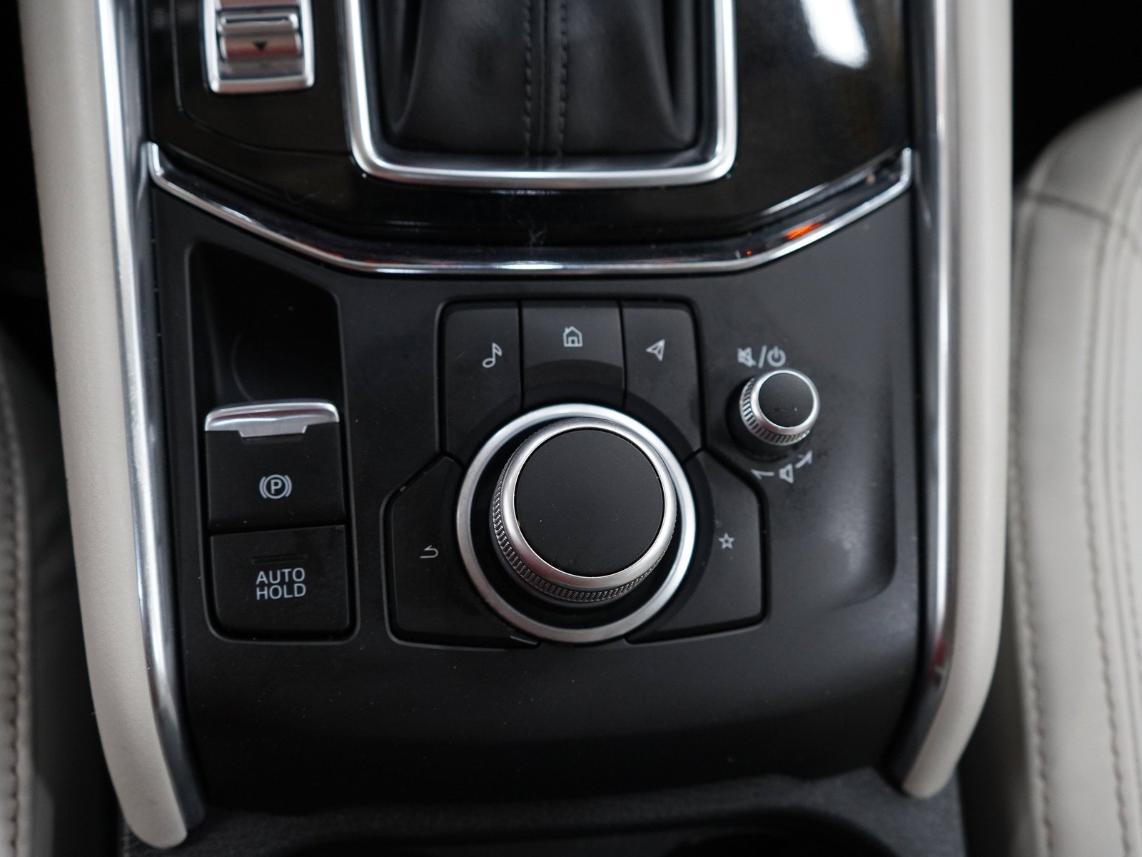 Used 2023 Rhodium White Metallic Mazda 2.5 S Premium Package image 24