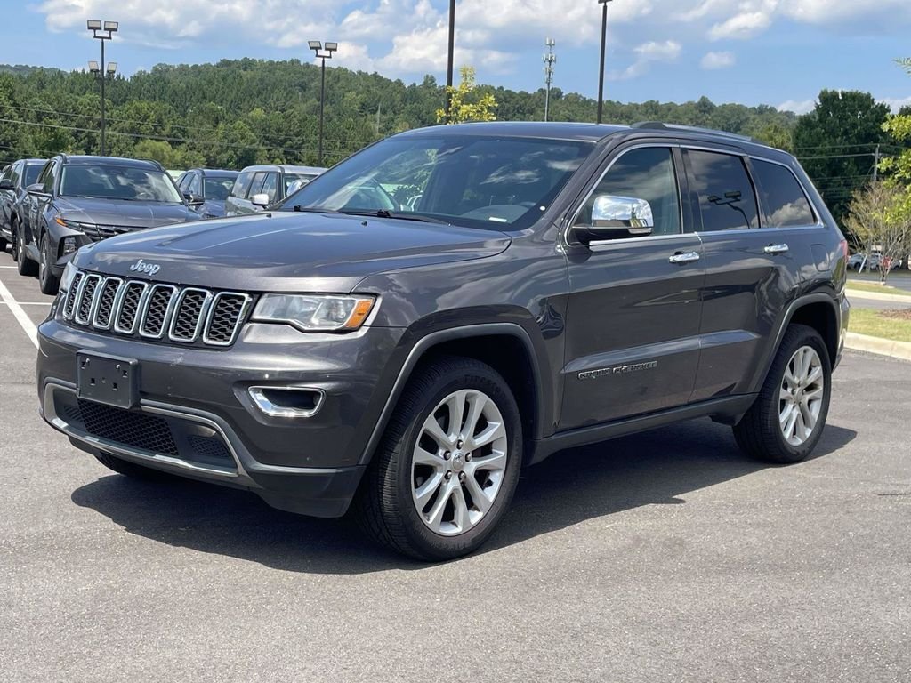Used 2017 Gray Jeep Limited image 7