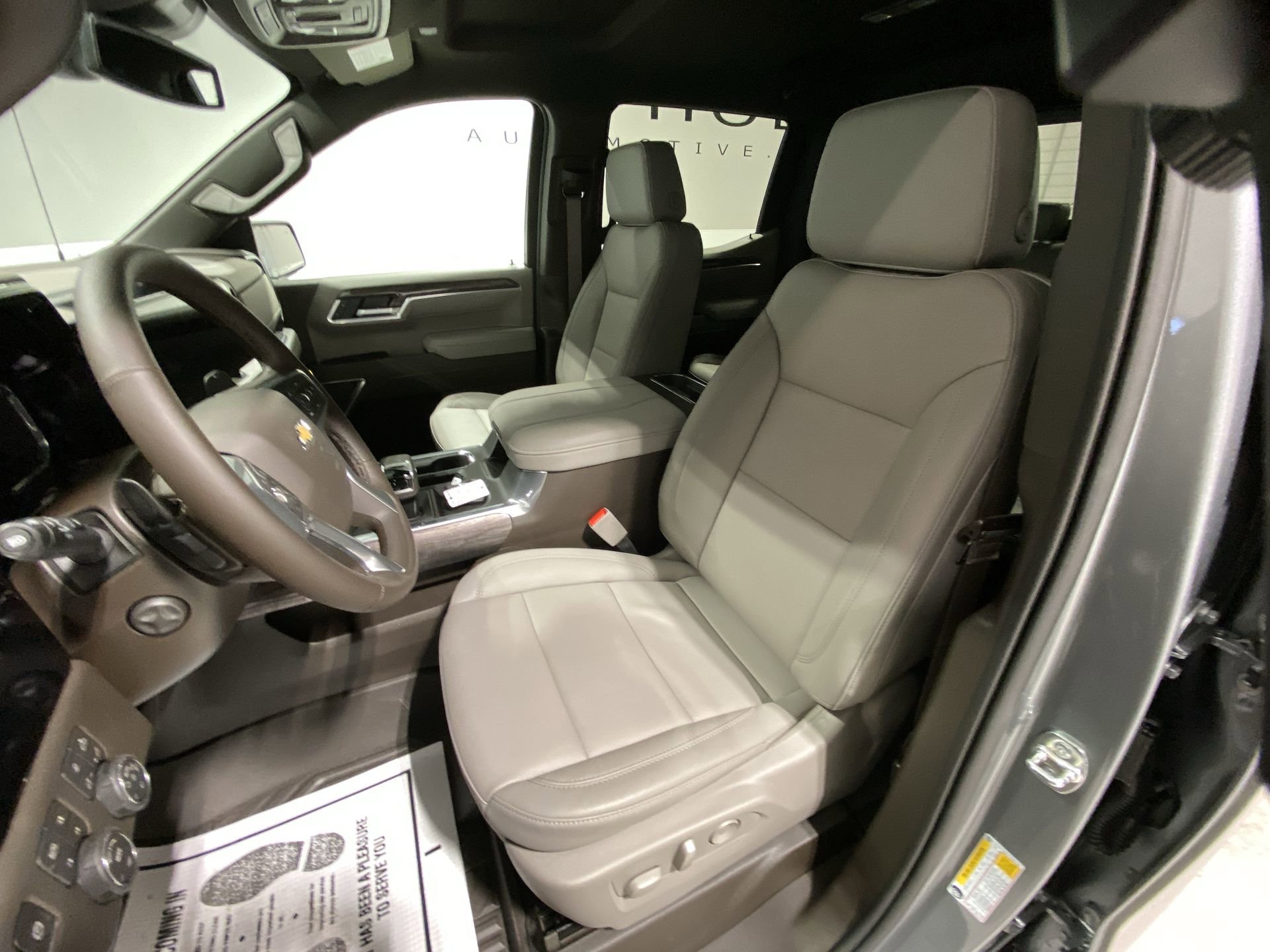 2026 Chevrolet Silverado 1500 LTZ - Photo 18