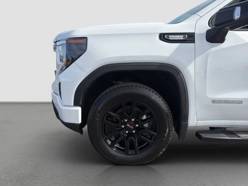New 2026 Summit White GMC Elevation image 22