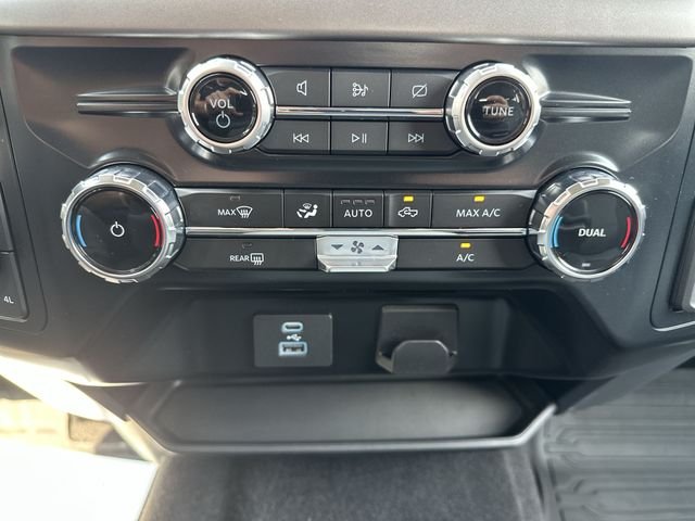 Used 2024  Ford XLT image 18