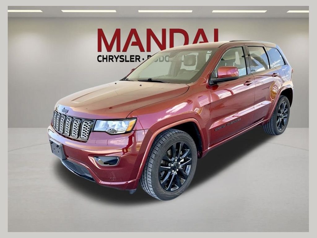 2022 Jeep Grand Cherokee Laredo X 4WD's photo