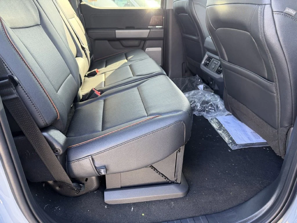 New 2026 Glacier Gray Metallic Tri-Coat Ford F-250® Lariat® image 13