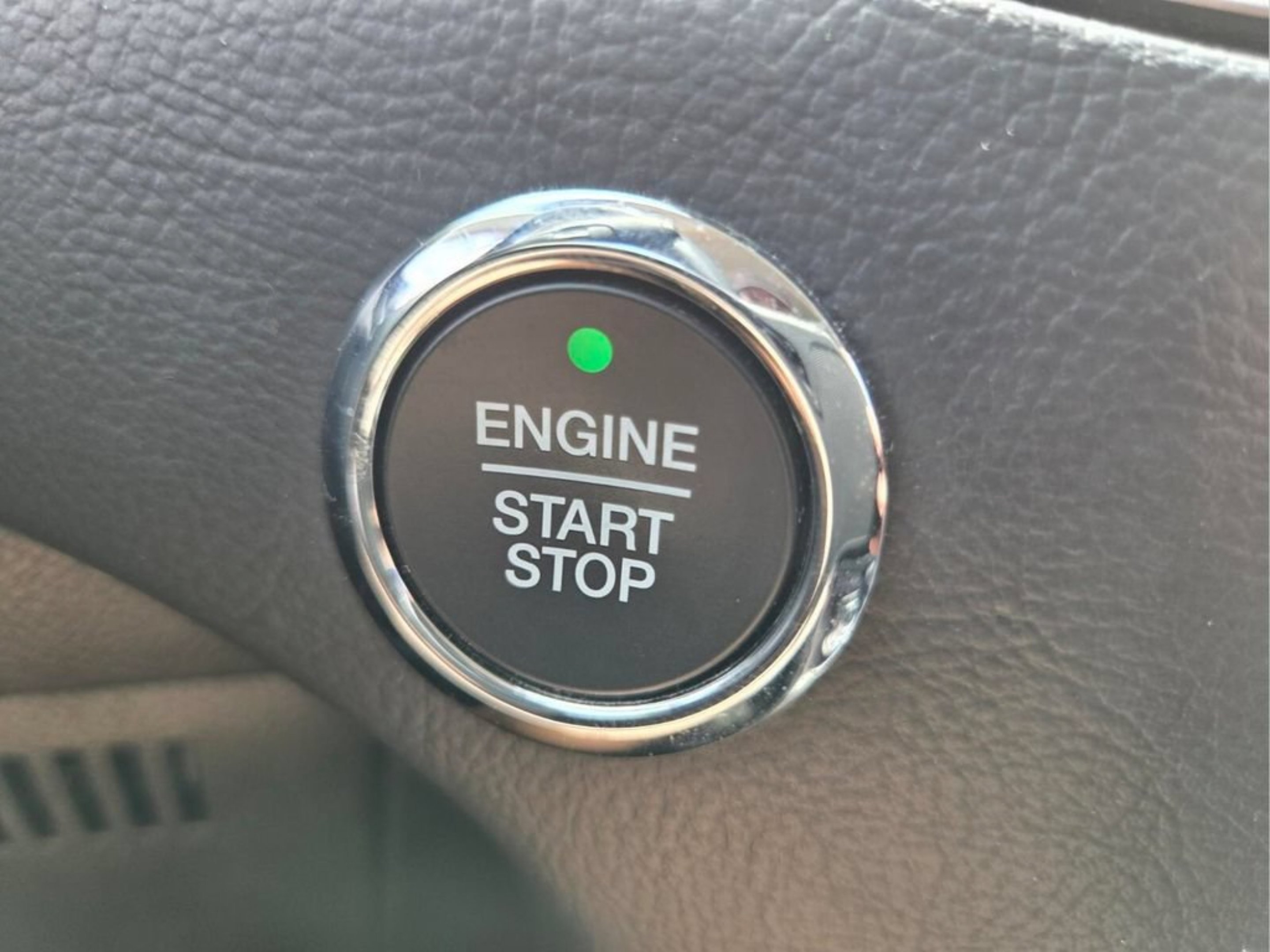 Used 2019 Black Metallic Ford SEL image 23