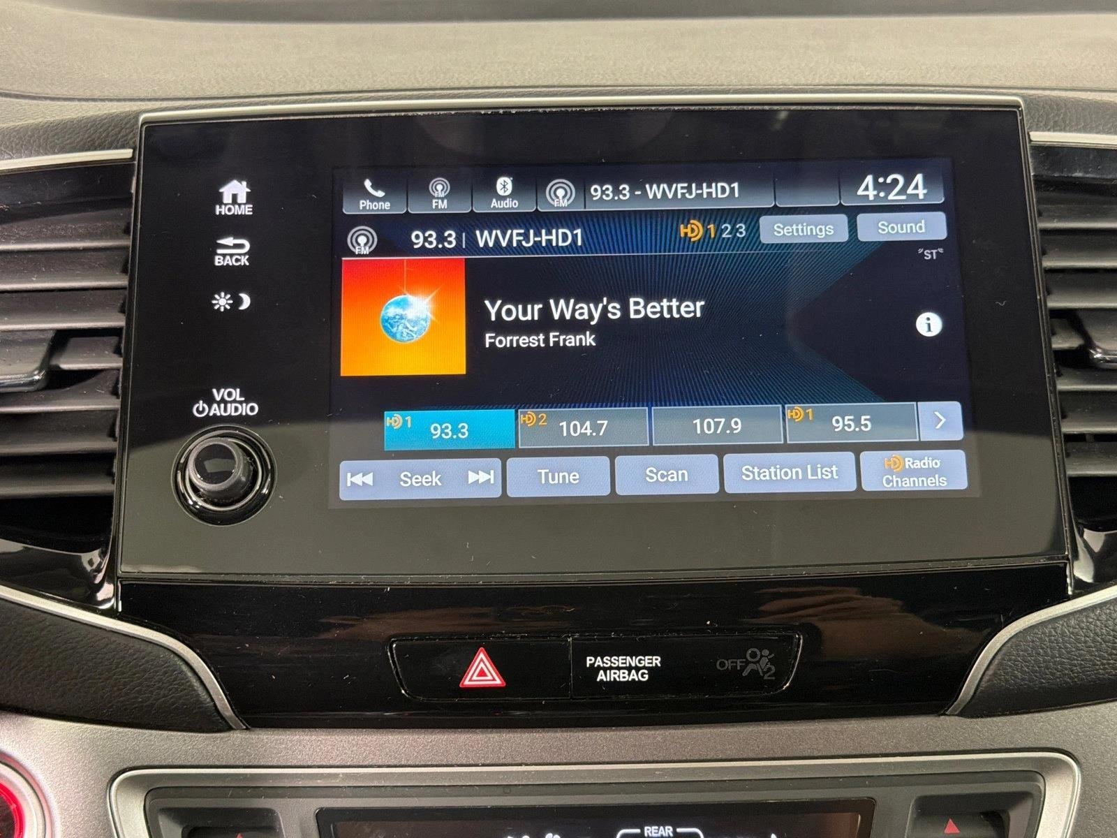Used 2021  Honda EX-L image 30