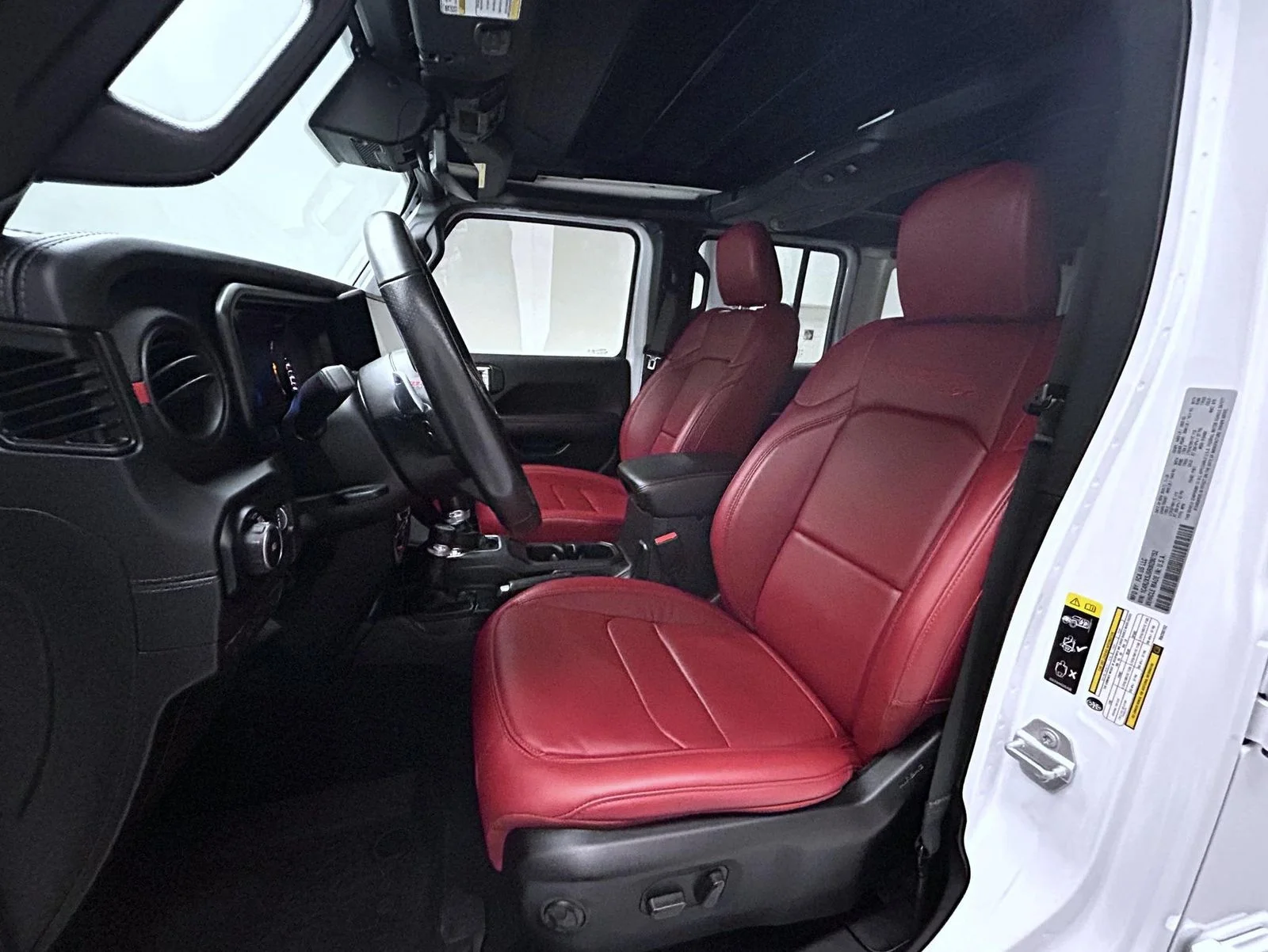 Used 2024 White Jeep Rubicon 392 image 10