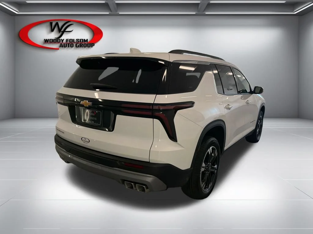 New 2027 Summit White Chevrolet LT image 6