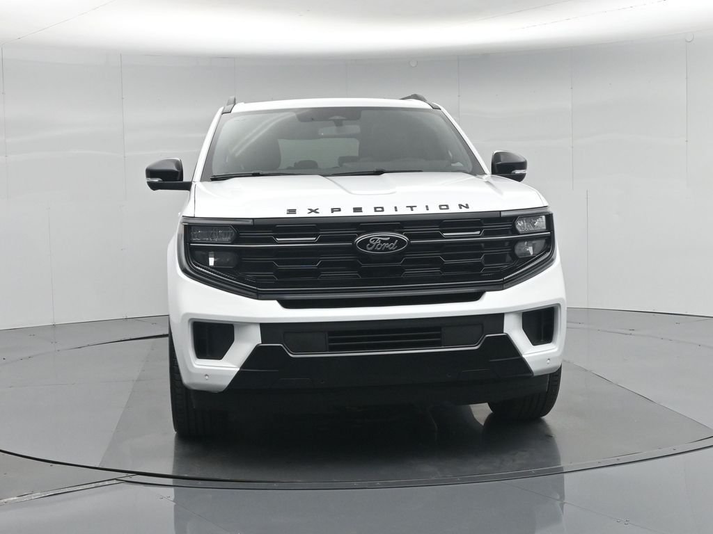 New 2026 Oxford White Ford Platinum image 58