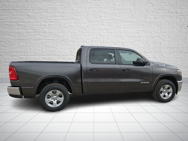 New 2026 Granite Crystal Metallic Clear-Coat Exterior Paint RAM Big Horn/Lone Star image 5