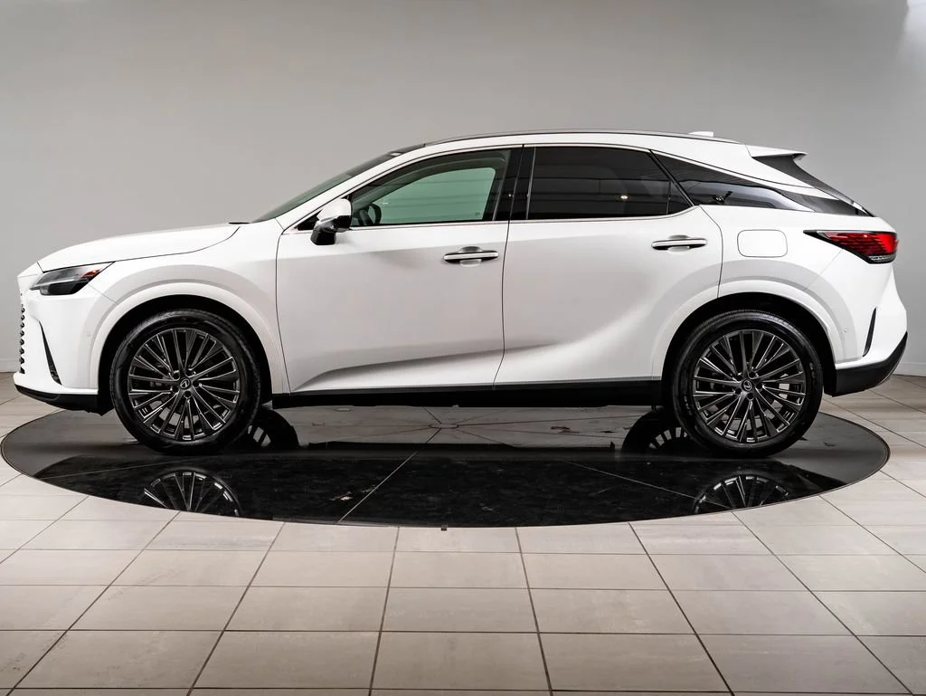 Certified Used 2026 Eminent White Pearl Lexus 350h Luxury image 5