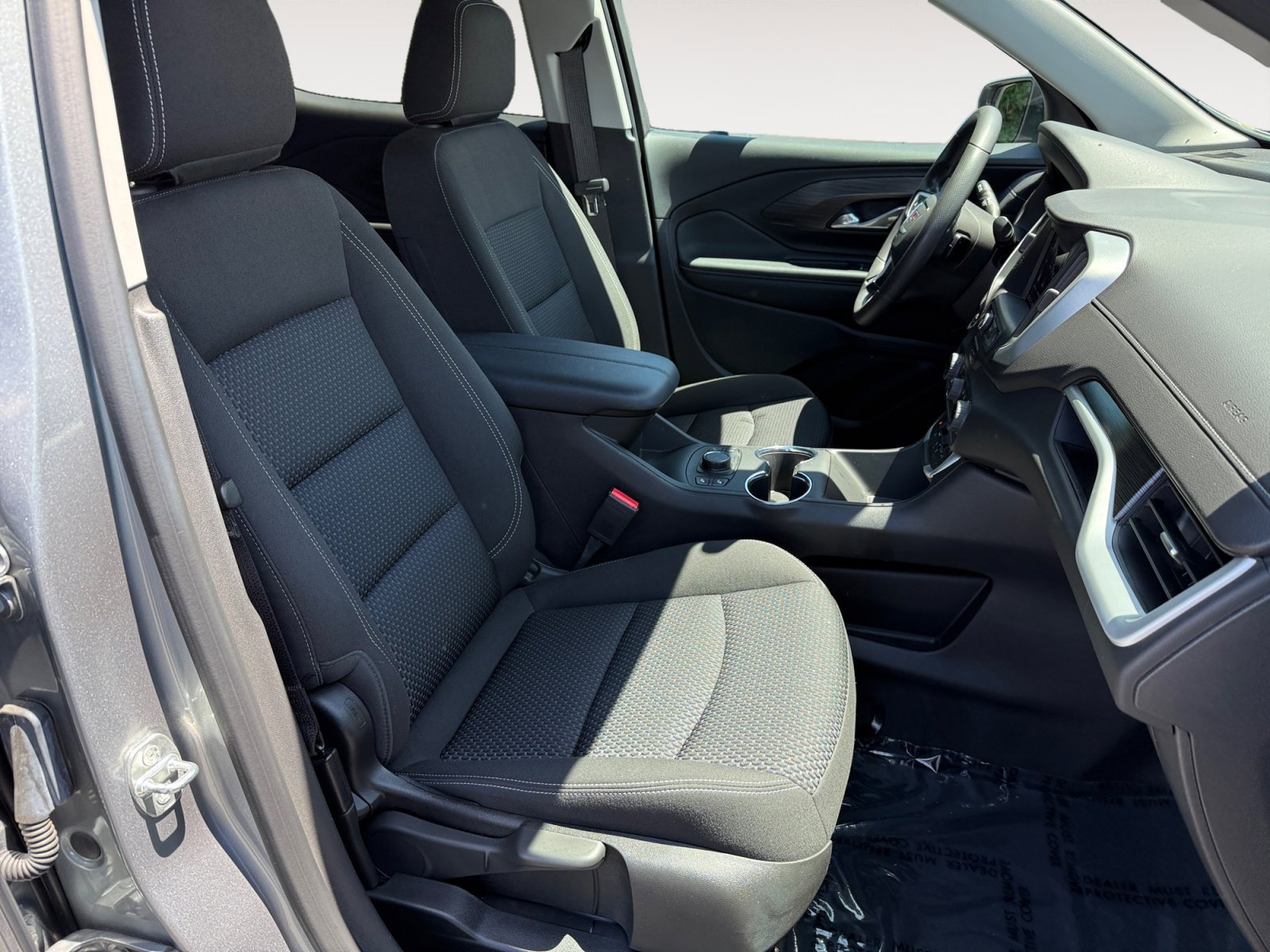 Used 2023 Sterling Metallic GMC SLE image 19
