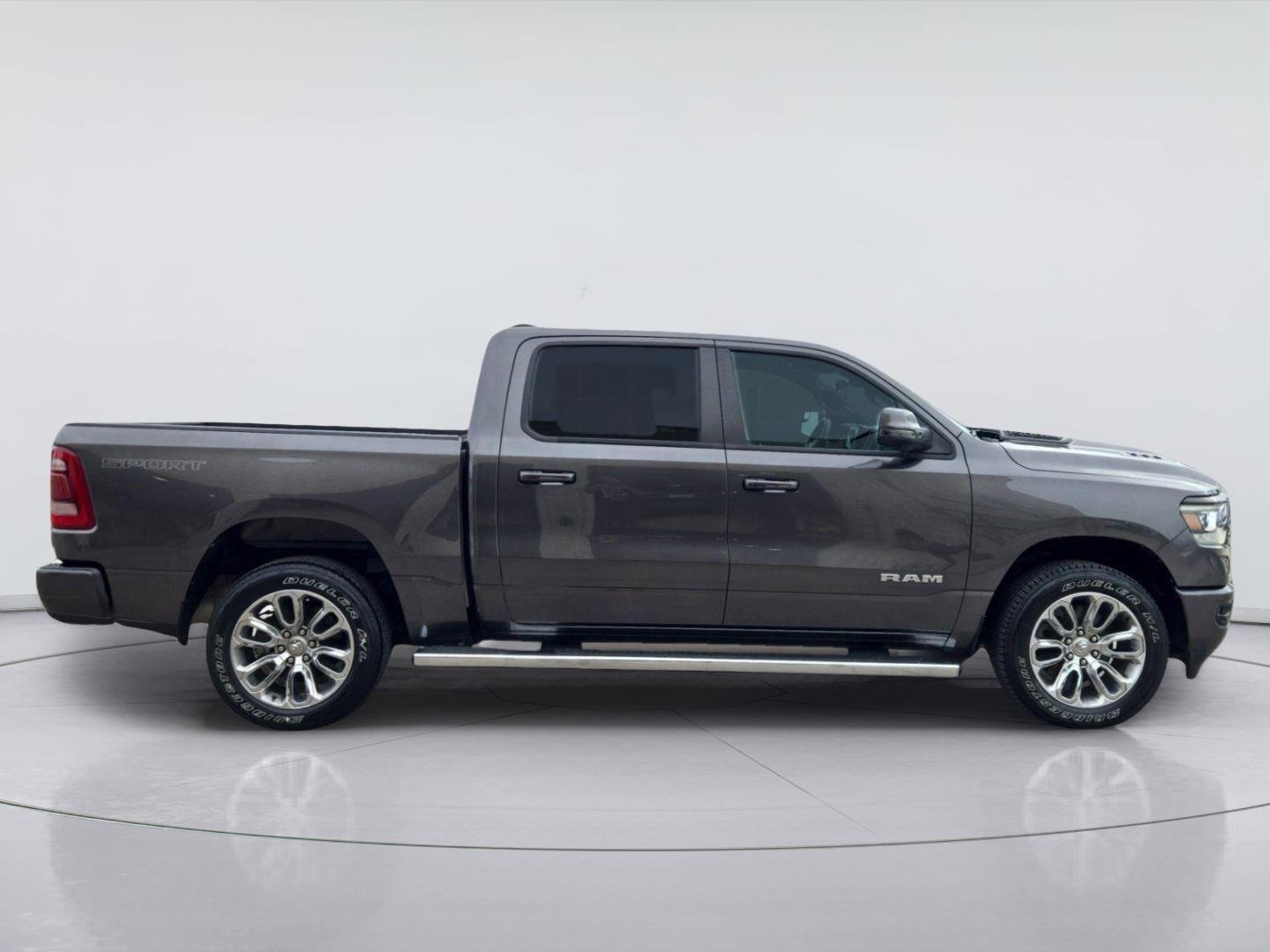 Used 2023 Granite Crystal Metallic Clearcoat Ram Laramie image 6