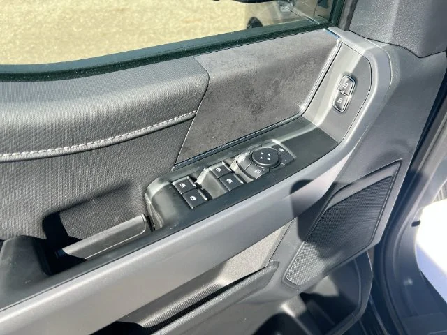New 2026 Agate Black Metallic Ford XLT image 24