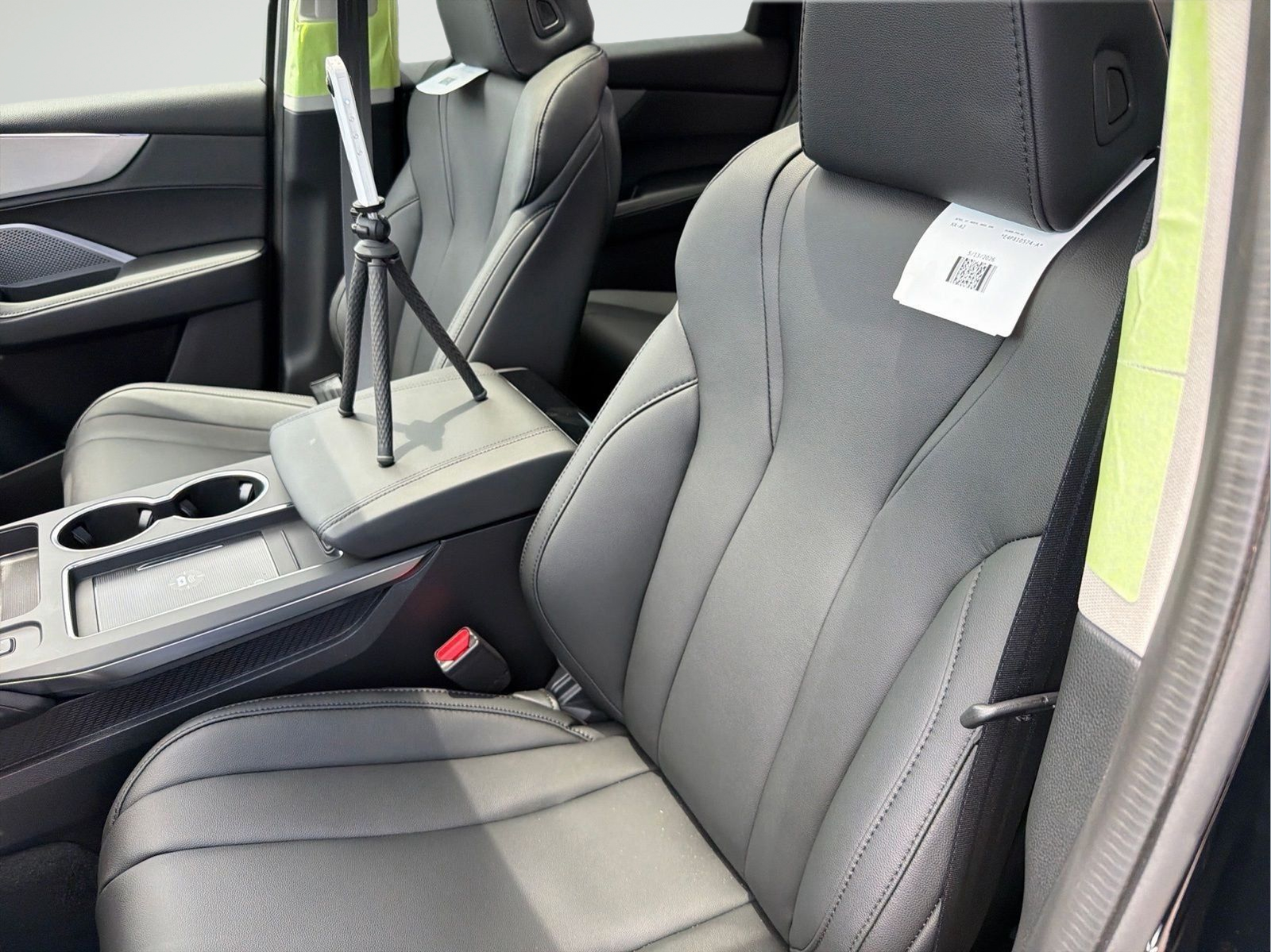New 2026 Majestic Black Pearl Acura Base image 30