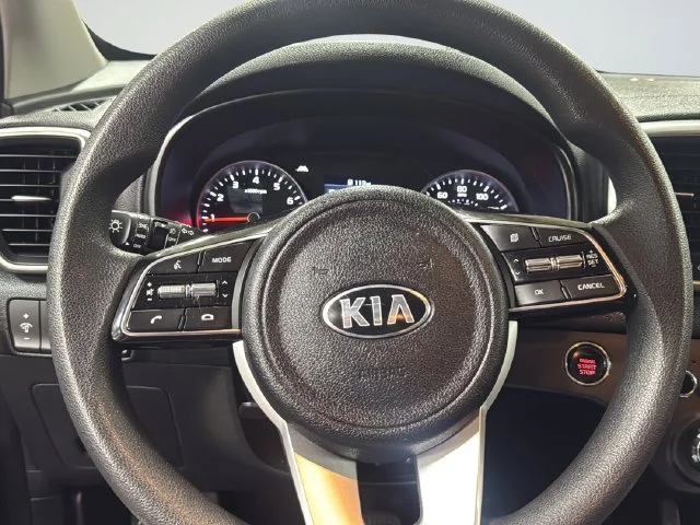 Used 2022 Red Kia LX image 25