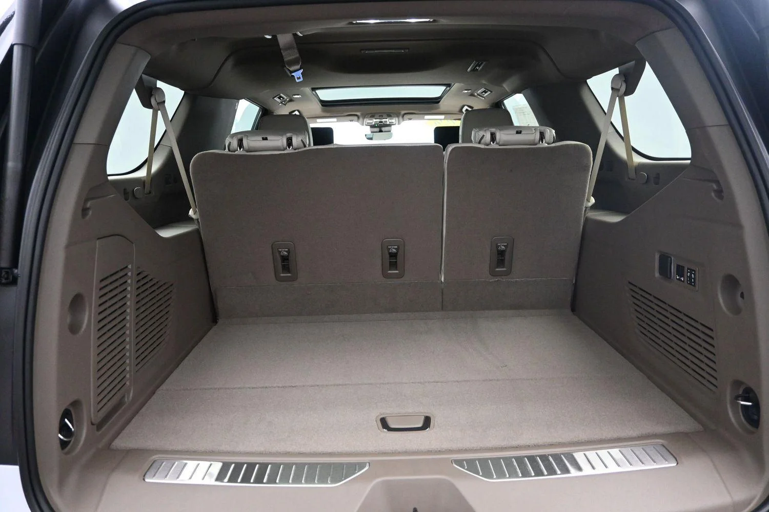 New 2026 Glacier White Tricoat GMC Denali image 22