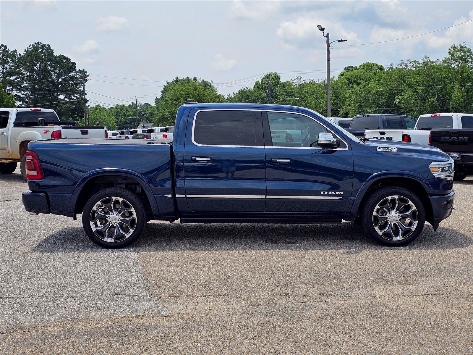 Used 2020 Patriot Blue Pearlcoat Ram Limited image 8